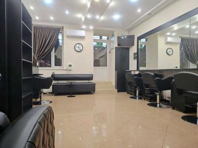 Здам довгостроково об’єкт сфери послуг Київ, Печерський, Михайла Бойчука вул., 1А