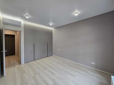 Продам 2-к квартиру Киев, Голосеевский, Метрологическая ул., 107А