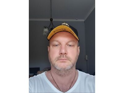 Познакомлюсь с симпатичной девушкой до 45 лет