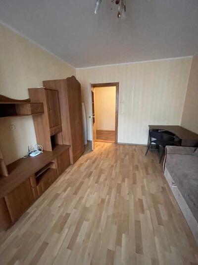 Здам довгостроково 1-к квартиру Київ, Дарницький, Олени Пчілки вул., 2