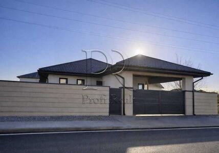 Продам 4-к будинок Обухівський, Іванковичі, Яблунева вулиця