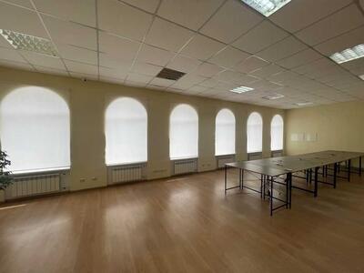 Сдам долгосрочно офисное помещение Киев, Подольский, Нижний Вал ул., 15