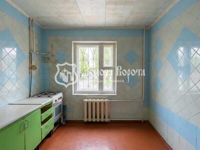 Продам 3-к квартиру Броварський, Бровари, Чорних Запорожців вул., 56а
