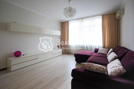 Продам 3-к квартиру Київ, Шевченківський, Сікорського вул., 4д