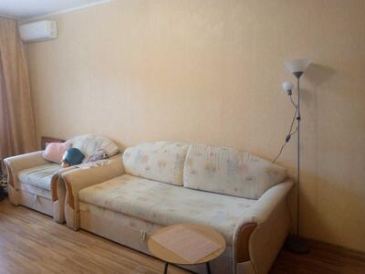 Продам 1-к квартиру Бучанский, Софиевская Борщаговка, Леси Украинки, 19