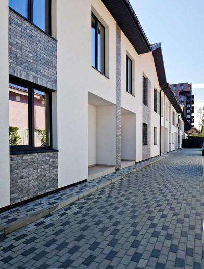 Продам 5-к таунхаус Бучанский, Ирпень, Українська