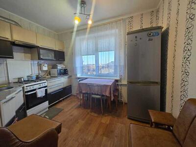 Продам 1-к квартиру Обухівський, Васильків, Декабристів