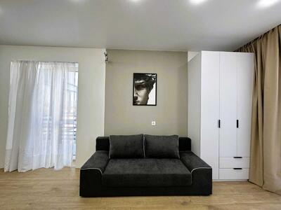 Продам 1-к квартиру Київ, Святошинський, Обухівська вул., 91