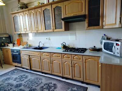 Здам довгостроково кімнату Київ, Печерський, Джона Маккейна вул., 18