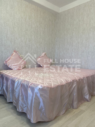 2-кімнатна квартира біля метро Оболонь | 2 хвилини пішки | 47 м²