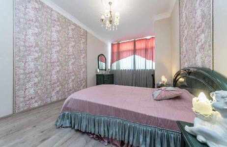 Здам довгостроково 3-к квартиру Київ, Печерський, Євгена Коновальця вул., 36Е