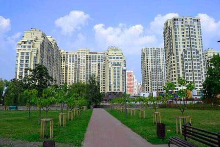 Продам торгову площу Київ, Голосіївський, Степана Рудницького вул., 19/14