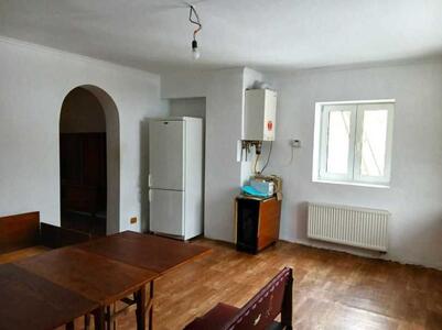 Сдам долгосрочно 2-к часть дома Киев, Днепровский, Паровозная ул.