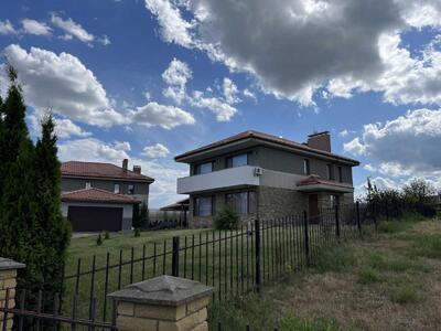 Здам довгостроково 5-к будинок Обухівський, Іванковичі, провулок Гірський