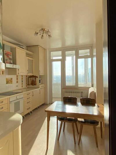 Продам 1-к квартиру Київ, Дарницький, Єлизавети Чавдар вул., 7