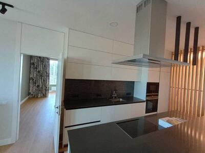 Продам 4-к квартиру Київ, Дніпровський, Ованеса Туманяна вул., 15а