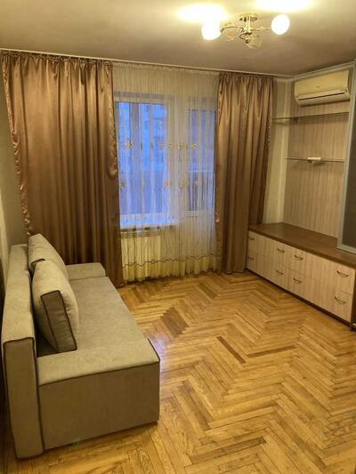 Здам довгостроково 1-к квартиру Київ, Святошинський, Жолудєва вул., 1б