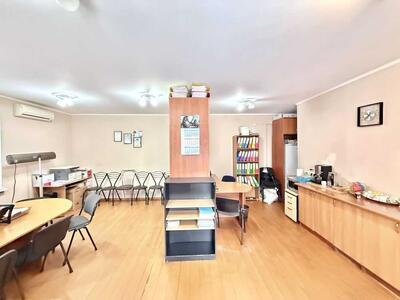 Продам офисное помещение Киев, Печерский, Чигорина ул., 61А