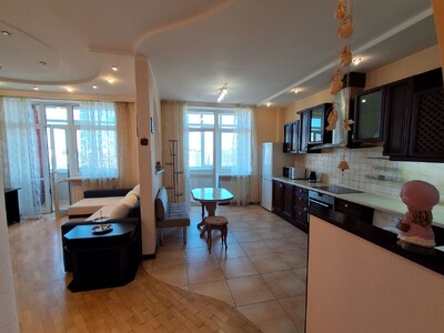 Здам в довгострокову оренду свою 2-х кімнатну краєвидну квартиру, Святослава Хороброго 7