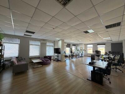 Сдам долгосрочно офисное помещение Киев, Подольский, Нижний Вал ул., 15