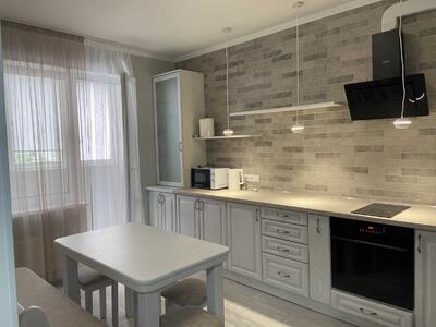 Продам 1-к квартиру Київ, Дніпровський, Краківська вул., 27