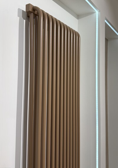 Вертикальний дизайн-радіатор Terma DELFIN