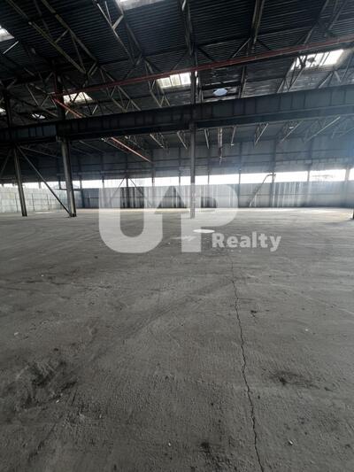 Пропонується в оренду склад 2600м.