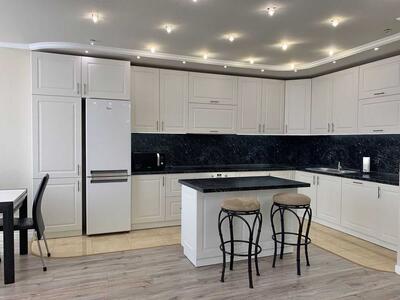 Здам довгостроково 3-к квартиру Київ, Голосіївський, Михайла Ломоносова вул., 58