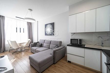 Продам 2-к квартиру Київ, Печерський, Євгена Коновальця вул., 44а