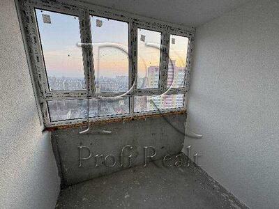 Продам 1-к квартиру Броварський, Бровари, Металургов улица, 35