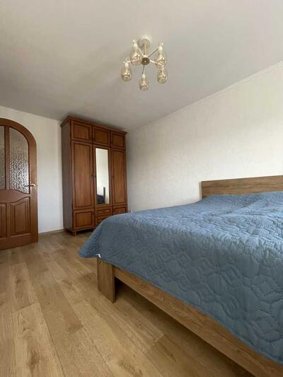 Сдам долгосрочно 2-к квартиру Киев, Святошинский, Симиренко ул., 12Б