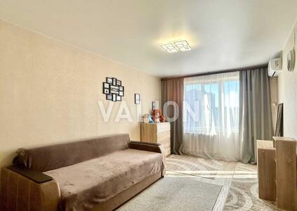 Продам 3-к квартиру Київ, Голосіївський, Голосіївський просп., 11