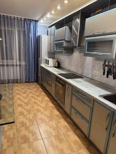 Продам 3-к квартиру Київ, Голосіївський, Науки просп., 54б