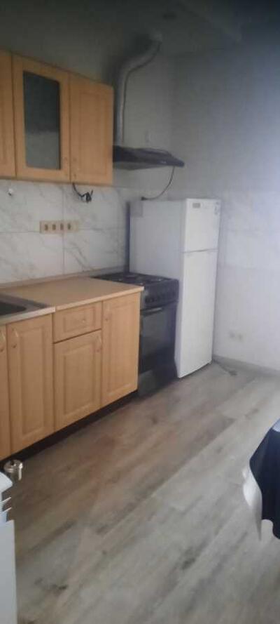 Здам довгостроково 1-к квартиру Київ, Дніпровський, Лобачевського пров., 7