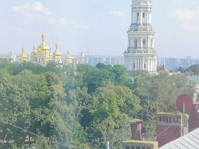 Продам 1-к квартиру Київ, Печерський, Лаврська вул., 4