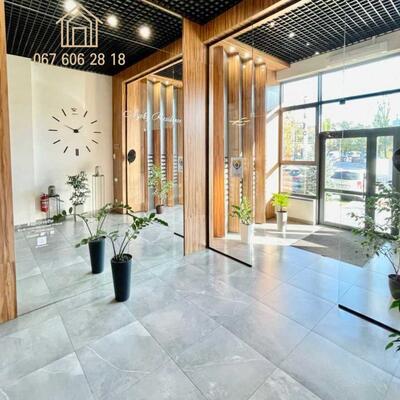 Продам 2-к квартиру Київ, Подільський, Сирецько-Садова вул., 1