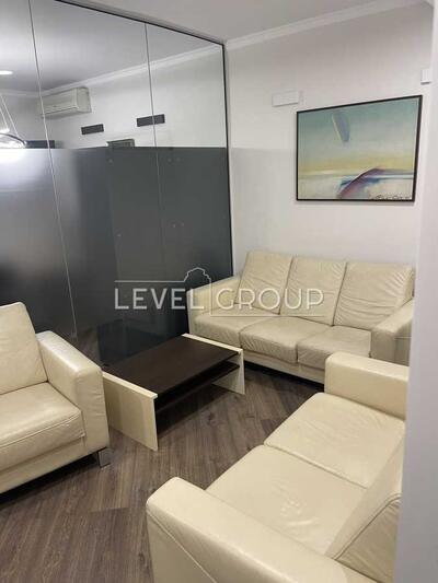 Продам офісне приміщення Київ, Шевченківський, Тарасівська вул., 36