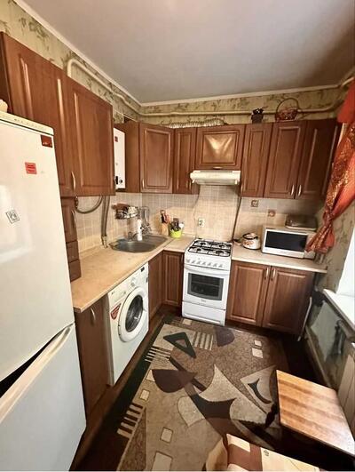 Продам 1-к квартиру Бориспольский, Борисполь, Калмикова