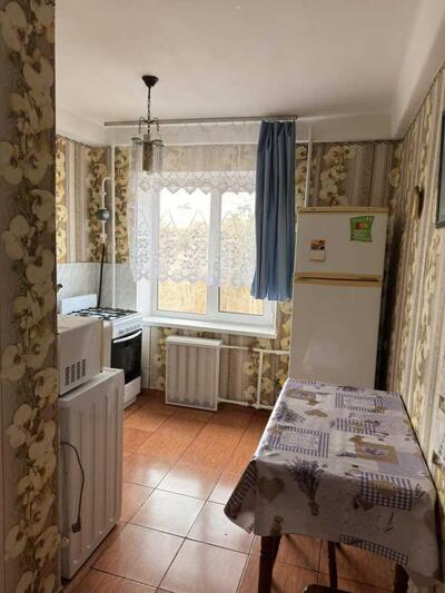 Здам довгостроково 1-к квартиру Київ, Деснянський, Мілютенка вул., 46