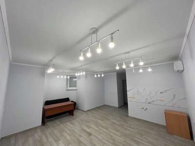 Фасад, який працює на вас. Локація, яку легко знайти.