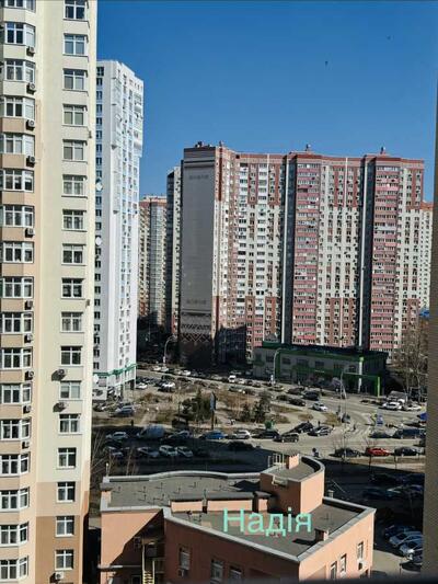 Продам 3-к квартиру Київ, Дарницький, Григорія Ващенка вул., 1