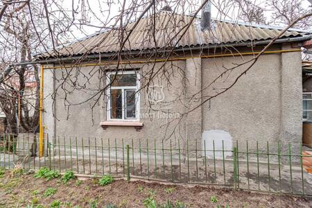 Продам 3-к будинок Київ, Голосіївський, Краматорська вул., 11
