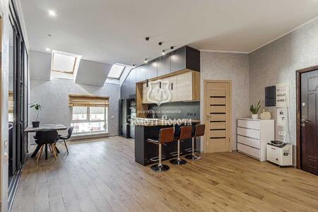 Продам 2-к квартиру Обухівський, Хотів, Партизанська, 1а