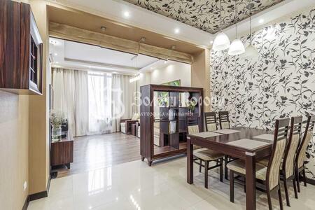 Продам 2-к квартиру Київ, Голосіївський, Жилянська вул., 59