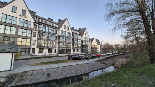 продаж 2 кім квартири у новобудові з ремонтом