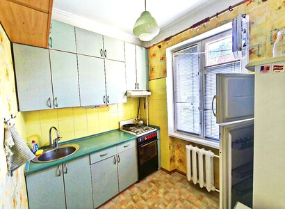 Без комісії для орендаря . Оренда 2х кімнатної квартири в Дніпровському районі по вул Тампера 5А.