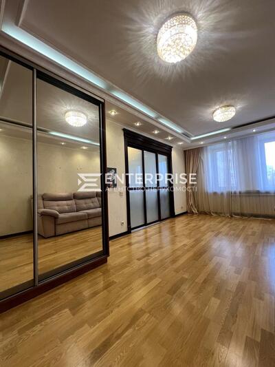 Оренда 3х кімнатної квартири  Солом'янка  Караваєві Дачі Шулявка