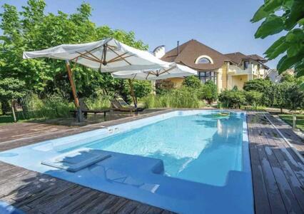 Продам 10-к будинок Київ, Дарницький, Центральна вул.