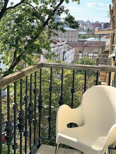 Оренда VIP-апартаментів  70 кв.м у «Царському будинку» — вул. Лютеранська, 13