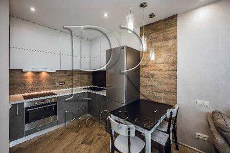 Продам 1-к квартиру Київ, Голосіївський, Набережно-Корчуватська вулиця, 27